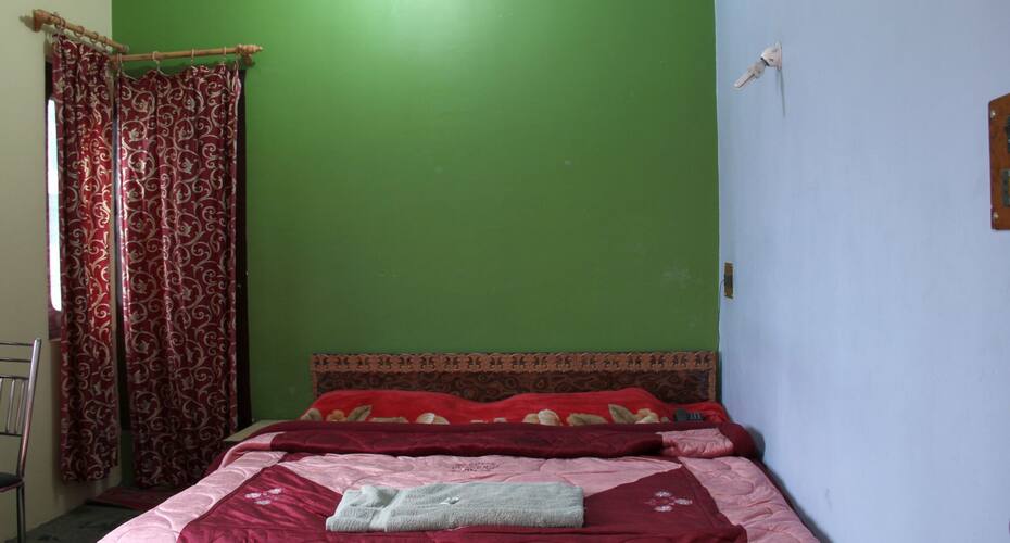 Hotel Gulshan Palace, Srinagar 3